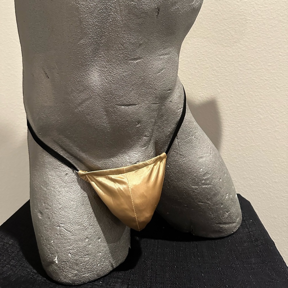 Satin finish - Thong - Gold #936